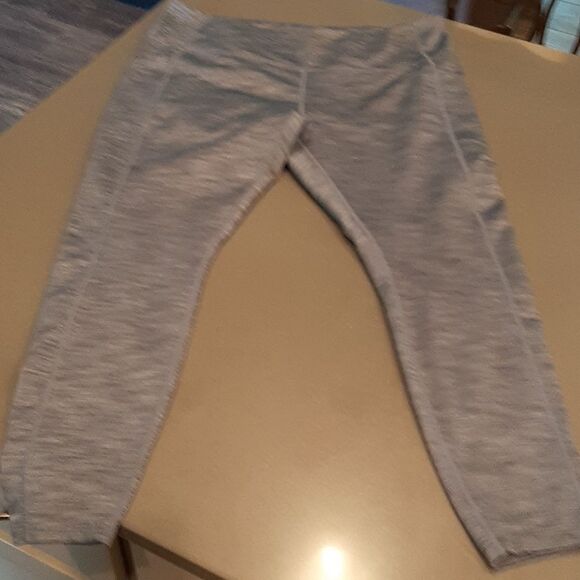 Mondetta Bluish Gray Yoga Pants with Pockets - Picture 5 of 10